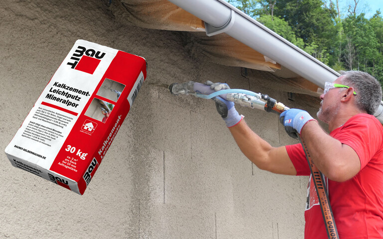 Handwerker trägt Putz mit einer Maschine auf die Fassade professionell auf. Links daneben ist das Produktbild Baumit Kalkzement-Leichtputz Mineralpor abgebildet.