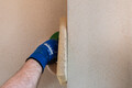 L'enduit extérieur Baumit RK 39 est feutré sur le mur.