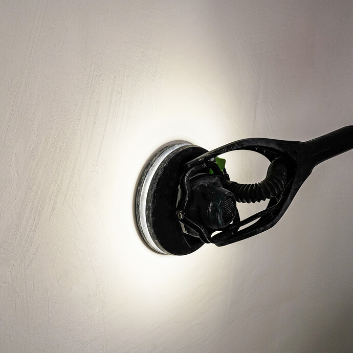 La ponceuse pour cloisons sèches avec couronne de LED intégrée.