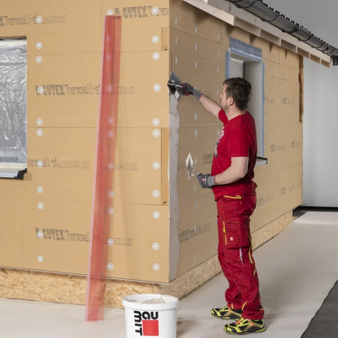 Armierungsmörtel zum Setzen eines Gewebeeckwinkel auf eine Holzfaserdämmung auftragen